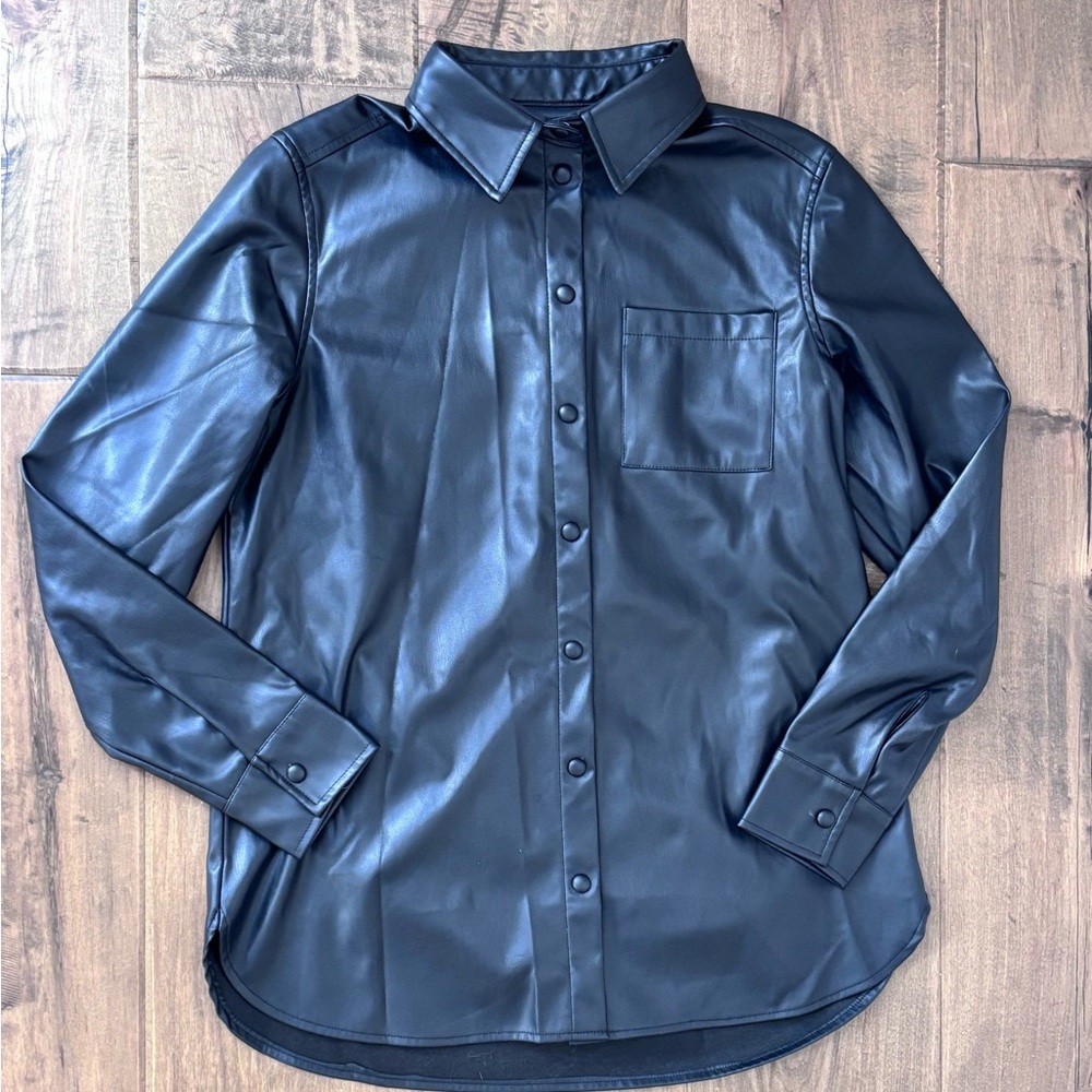 Forever 21 Black Faux Leather Button Down Shirt size XS